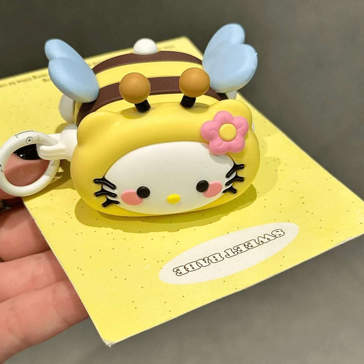 Kawaii Hello Kitty Bee Silicone AirPods BEE