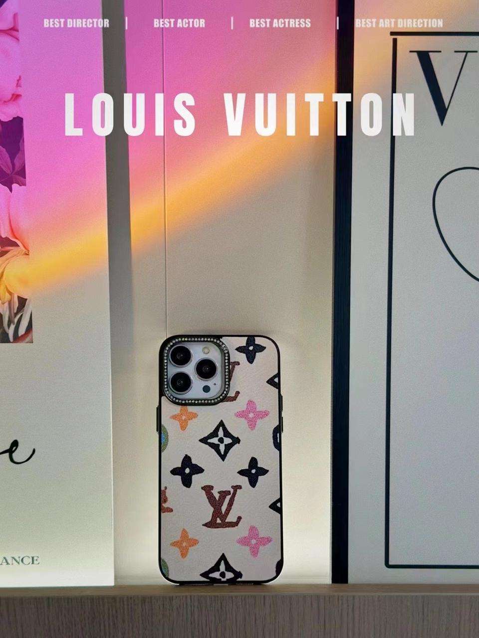 Louis Vuitton Diamond Lens Case iPhone Cases For 16 Plus Pro Pro max White